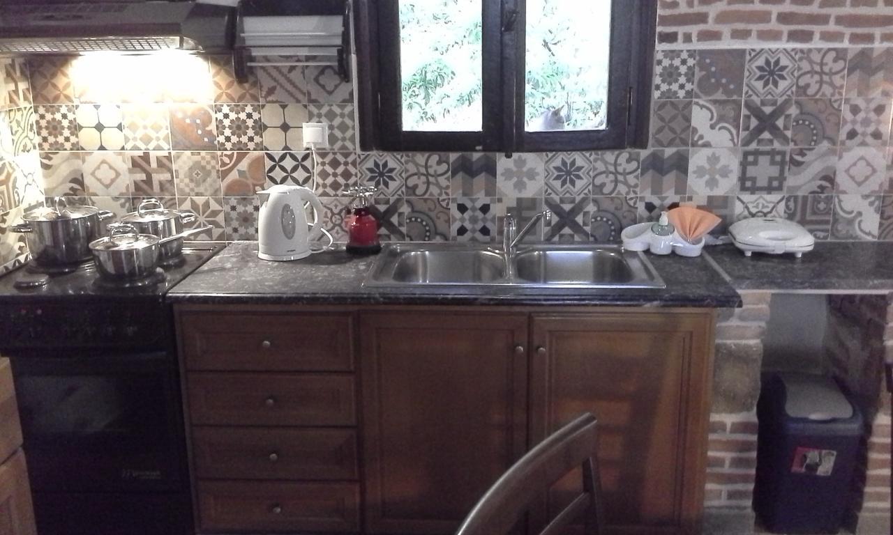 Country house Traditional House Koukounara