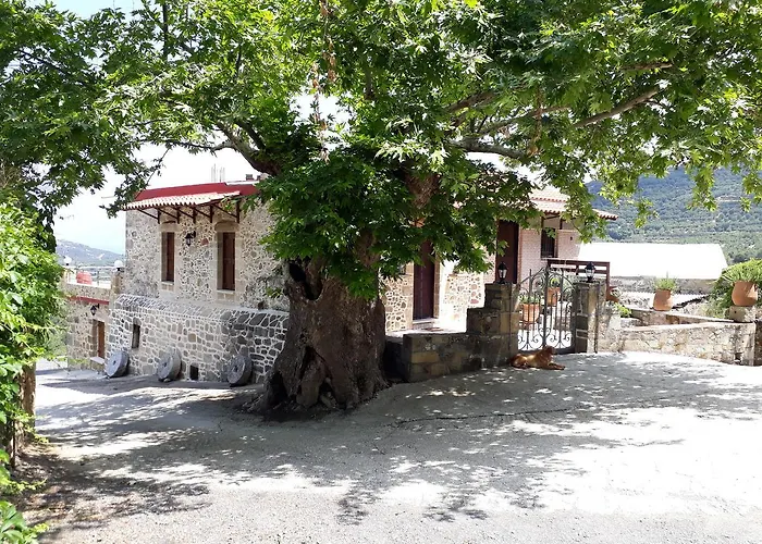Traditional House Koukounara
